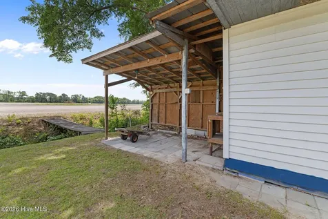 1905 Hullwood Drive Kinston NC 28504