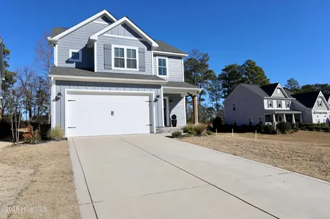 100 Falkirk Court Carthage NC 28327