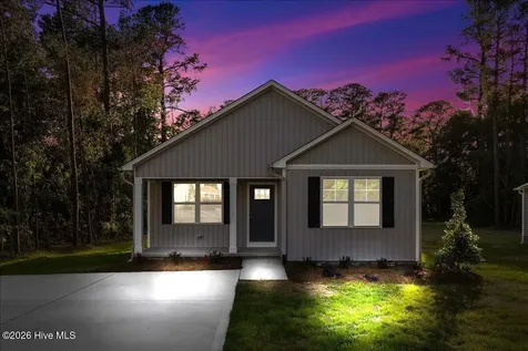 303 N West Street Roseboro NC 28382