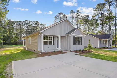 303 N West Street Roseboro NC 28382