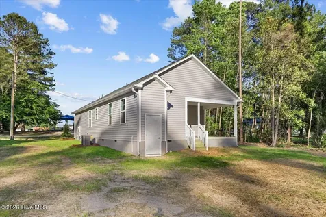 303 N West Street Roseboro NC 28382