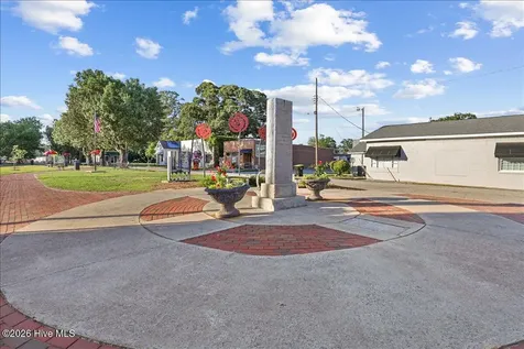 303 N West Street Roseboro NC 28382