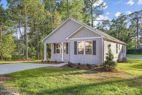 303 N West Street Roseboro NC 28382