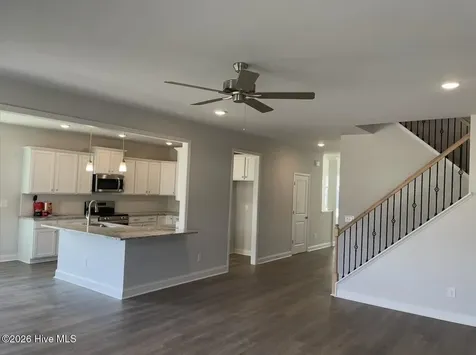 101 Seashore Street Grimesland NC 27837