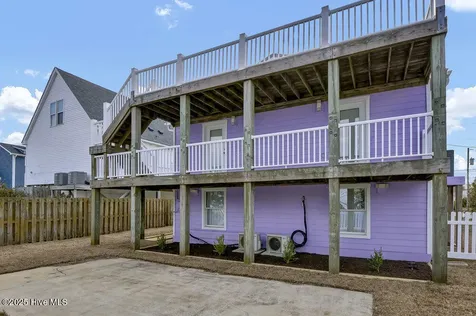 1207 N Topsail Drive Surf City NC 28445