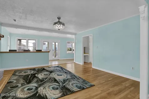 1207 N Topsail Drive Surf City NC 28445