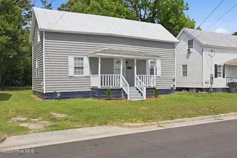 305 S Mcdaniel Street Kinston NC 28501
