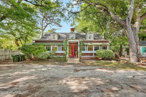 4911 Oleander Drive Wilmington NC 28403