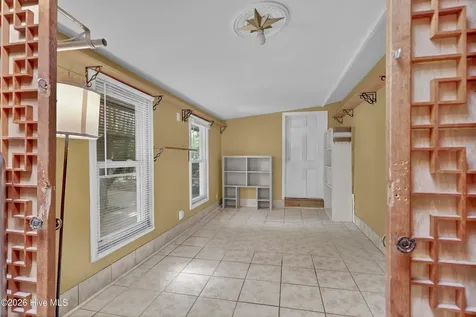 4911 Oleander Drive Wilmington NC 28403