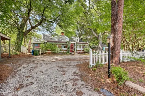 4911 Oleander Drive Wilmington NC 28403