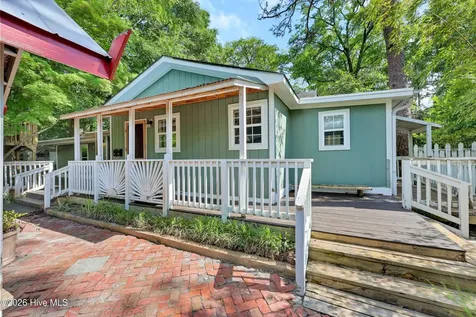 4911 Oleander Drive Wilmington NC 28403