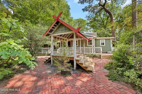 4911 Oleander Drive Wilmington NC 28403