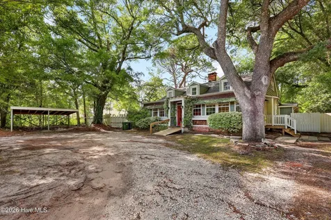 4911 Oleander Drive Wilmington NC 28403
