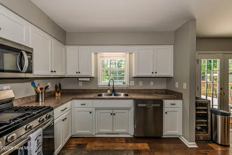 548 Deer Run Road New Bern NC 28562