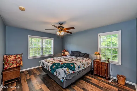 548 Deer Run Road New Bern NC 28562