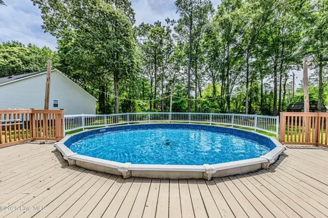 548 Deer Run Road New Bern NC 28562