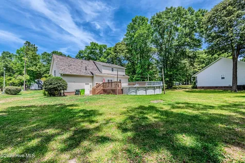 548 Deer Run Road New Bern NC 28562
