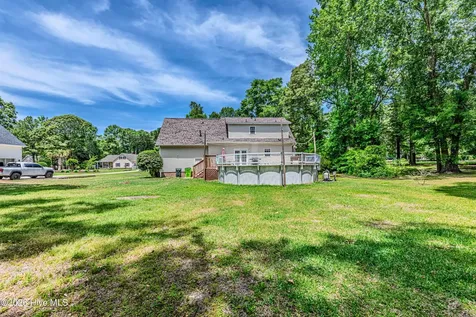 548 Deer Run Road New Bern NC 28562