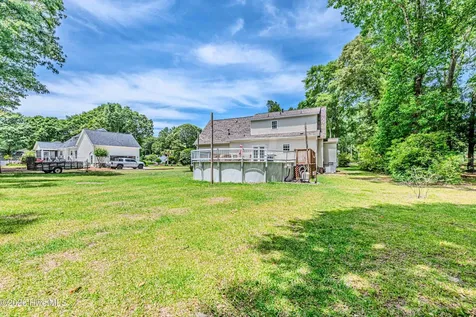 548 Deer Run Road New Bern NC 28562