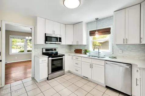 621 Mohican Trail Wilmington NC 28409