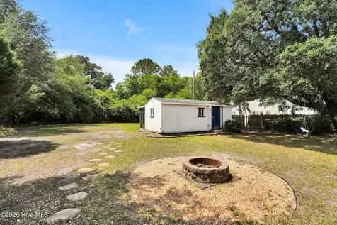 621 Mohican Trail Wilmington NC 28409
