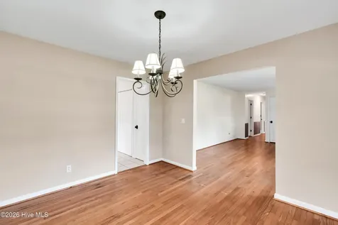 621 Mohican Trail Wilmington NC 28409