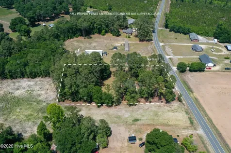 401 Macedonia Church Road Evergreen NC 28438