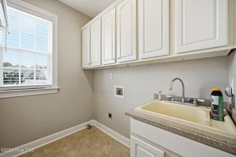 1913 Tybee Court Winterville NC 28590