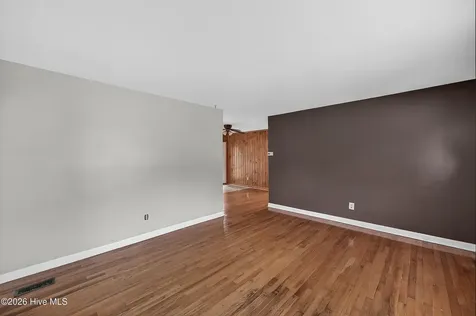 12 Barksdale Drive Jacksonville NC 28540