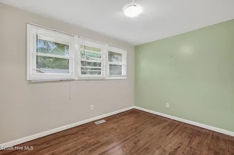 12 Barksdale Drive Jacksonville NC 28540