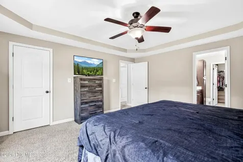 117 Sparrows Point Lane Jacksonville NC 28540