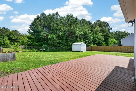 117 Sparrows Point Lane Jacksonville NC 28540