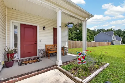 117 Sparrows Point Lane Jacksonville NC 28540