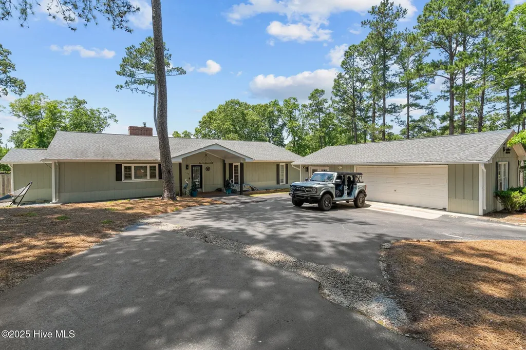 140 One Down Street Southern Pines NC 28387