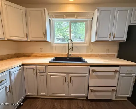 140 One Down Street Southern Pines NC 28387