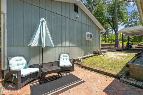 140 One Down Street Southern Pines NC 28387