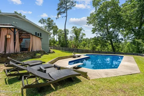 140 One Down Street Southern Pines NC 28387