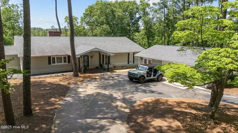 140 One Down Street Southern Pines NC 28387