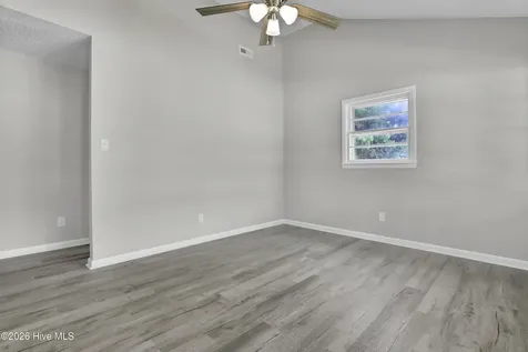 135 Jupiter Trail Jacksonville NC 28546