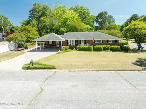 100 E Berkshire Road Greenville NC 27858