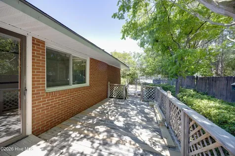 100 E Berkshire Road Greenville NC 27858
