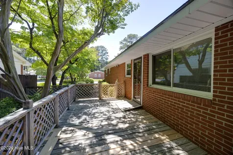100 E Berkshire Road Greenville NC 27858