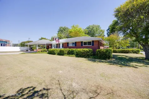 100 E Berkshire Road Greenville NC 27858