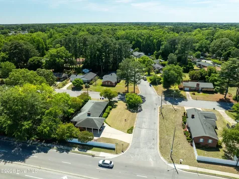 100 E Berkshire Road Greenville NC 27858