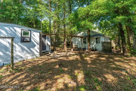 109 Pine Clay Road Wilmington NC 28403