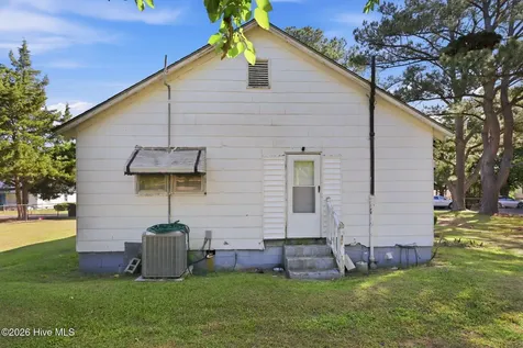 117 Faulk Street Williamston NC 27892