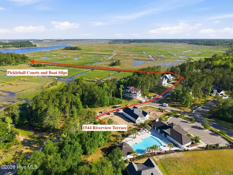 1544 Riverview Terrace Wilmington NC 28401