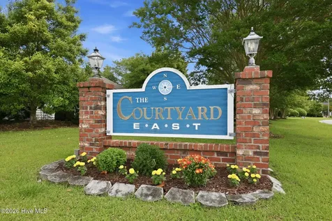 502 Courtyard E Beaufort NC 28516