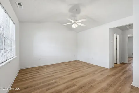 502 Courtyard E Beaufort NC 28516