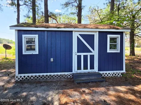 809 Sandy Ridge Road Tyner NC 27980
